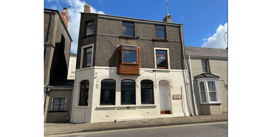 Property Image 0