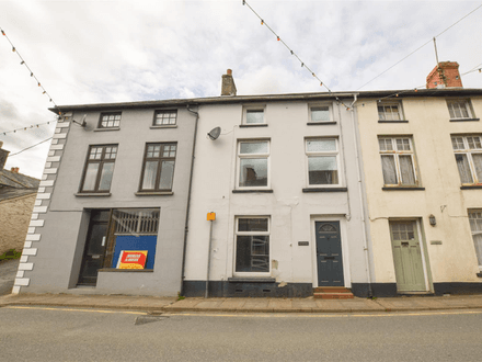 High Street, Llandysul
